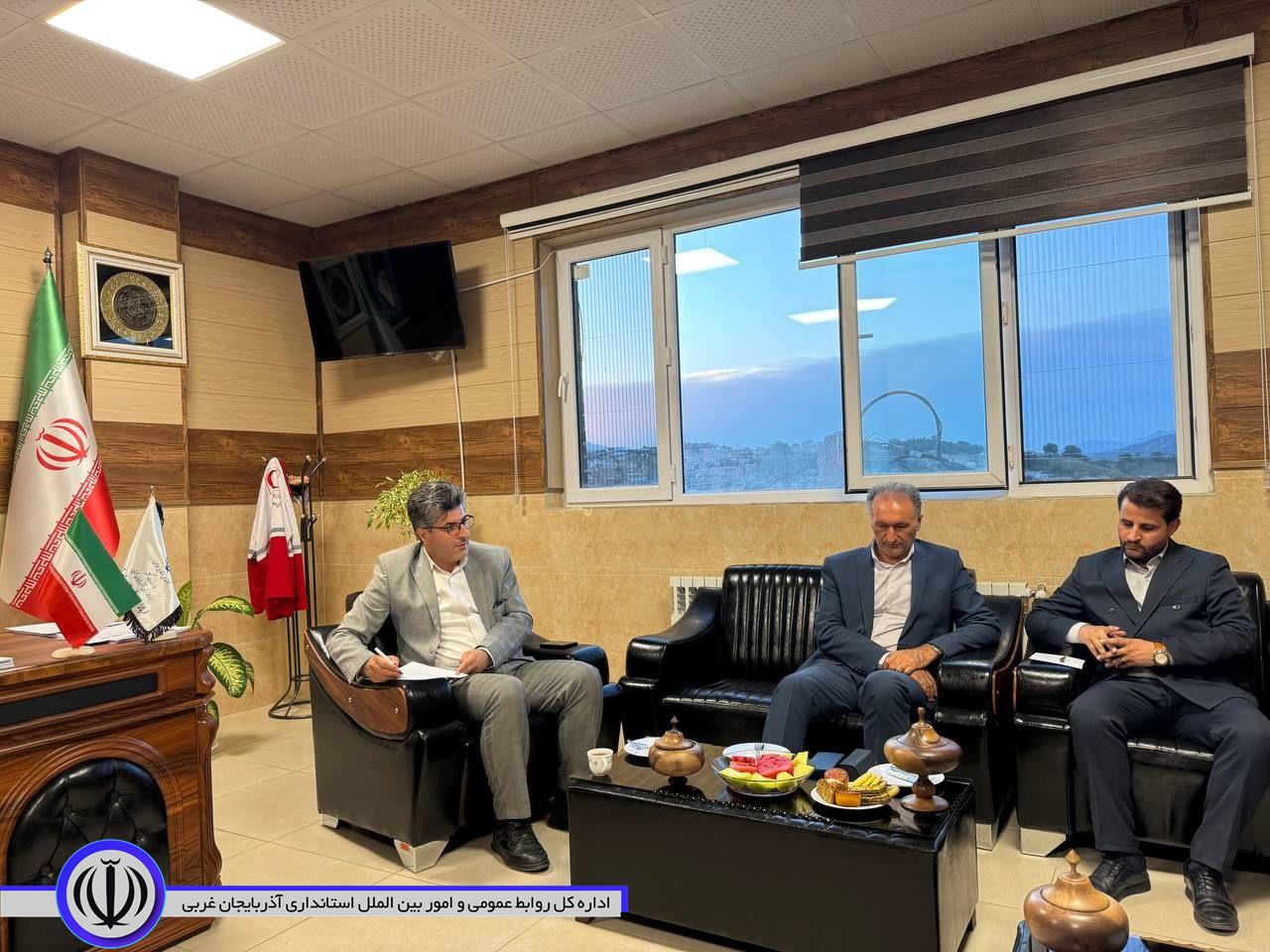 دیدار مدیرعامل شرکت آب و فاضلاب استان آذربایجان غربی با فرماندار میرآباد
