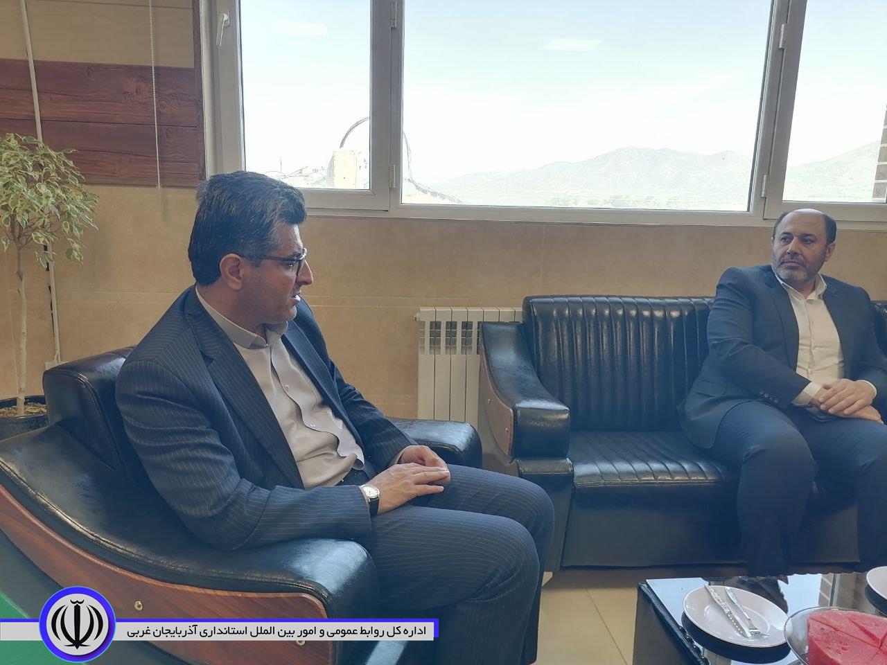 دیدار مدیرکل دامپزشکی استان آذربایجان غربی با فرماندار میرآباد