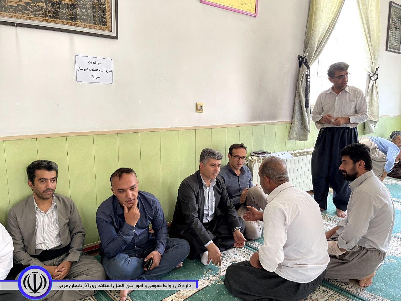 برپایی میز خدمت در نماز جمعه شهر میرآباد