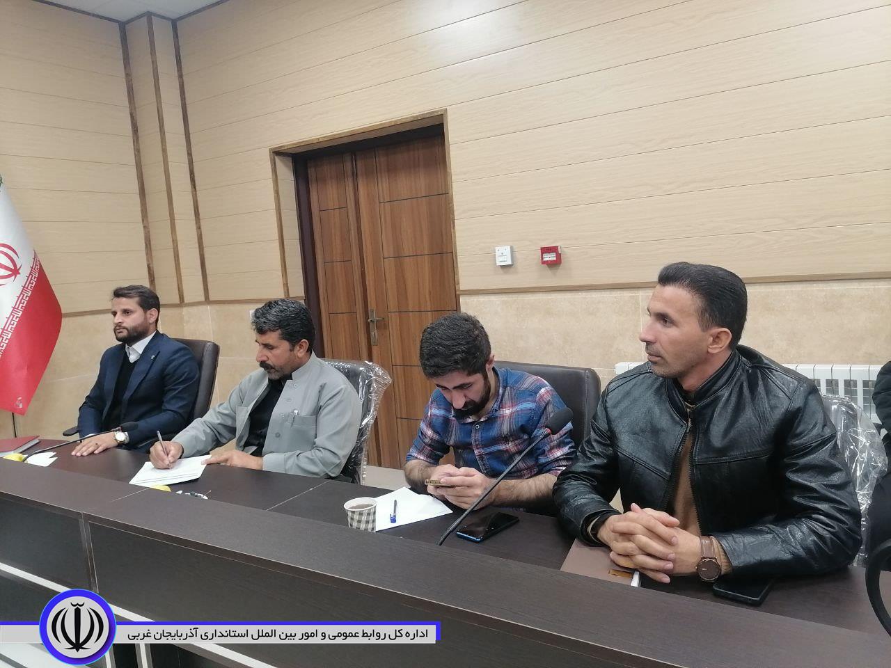 برگزرای نشست مشورتی و تبیینی با دهیاران سطح شهرستان میرآباد