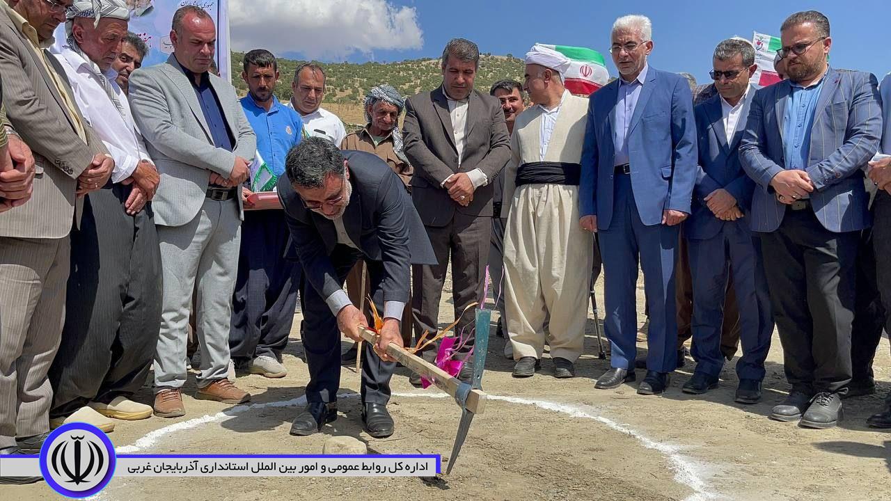 کلنگ زنی پروژه آسفالت مسیر روستای ولیو به نوآباد