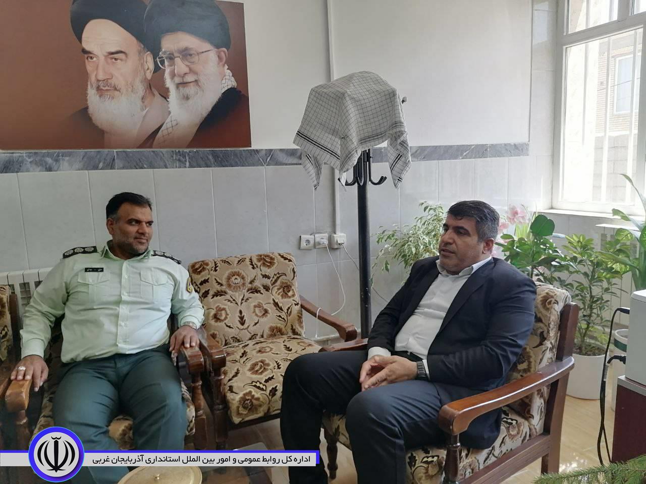 دیدار فرمانده نیروی انتظامی شهرستان سردشت با فرماندار میرآباد