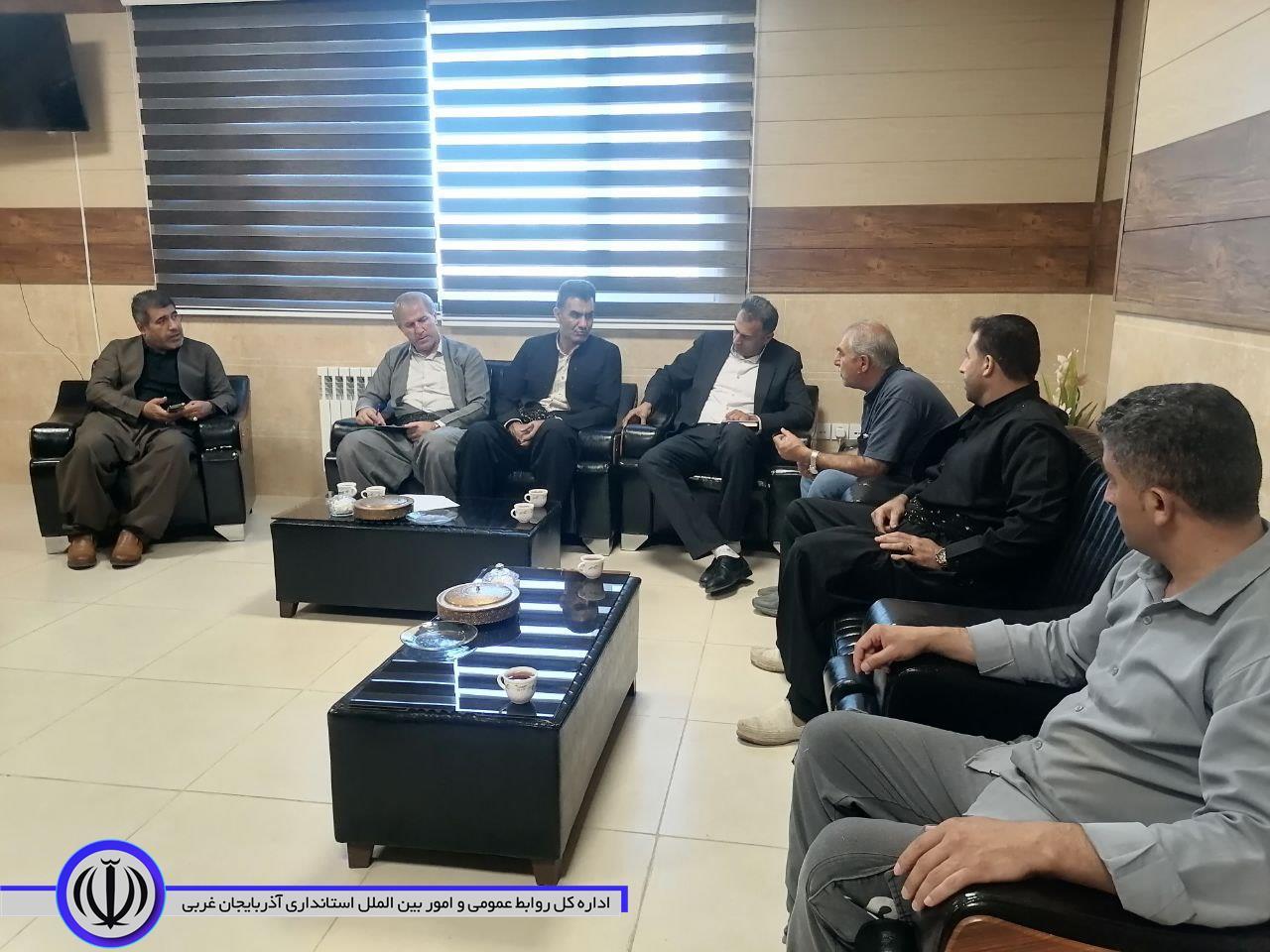 مشکلات سه واحد تولیدی در جلسه کارگروه تسهیل و رفع موانع تولید شهرستان میرآباد رسیدگی شد