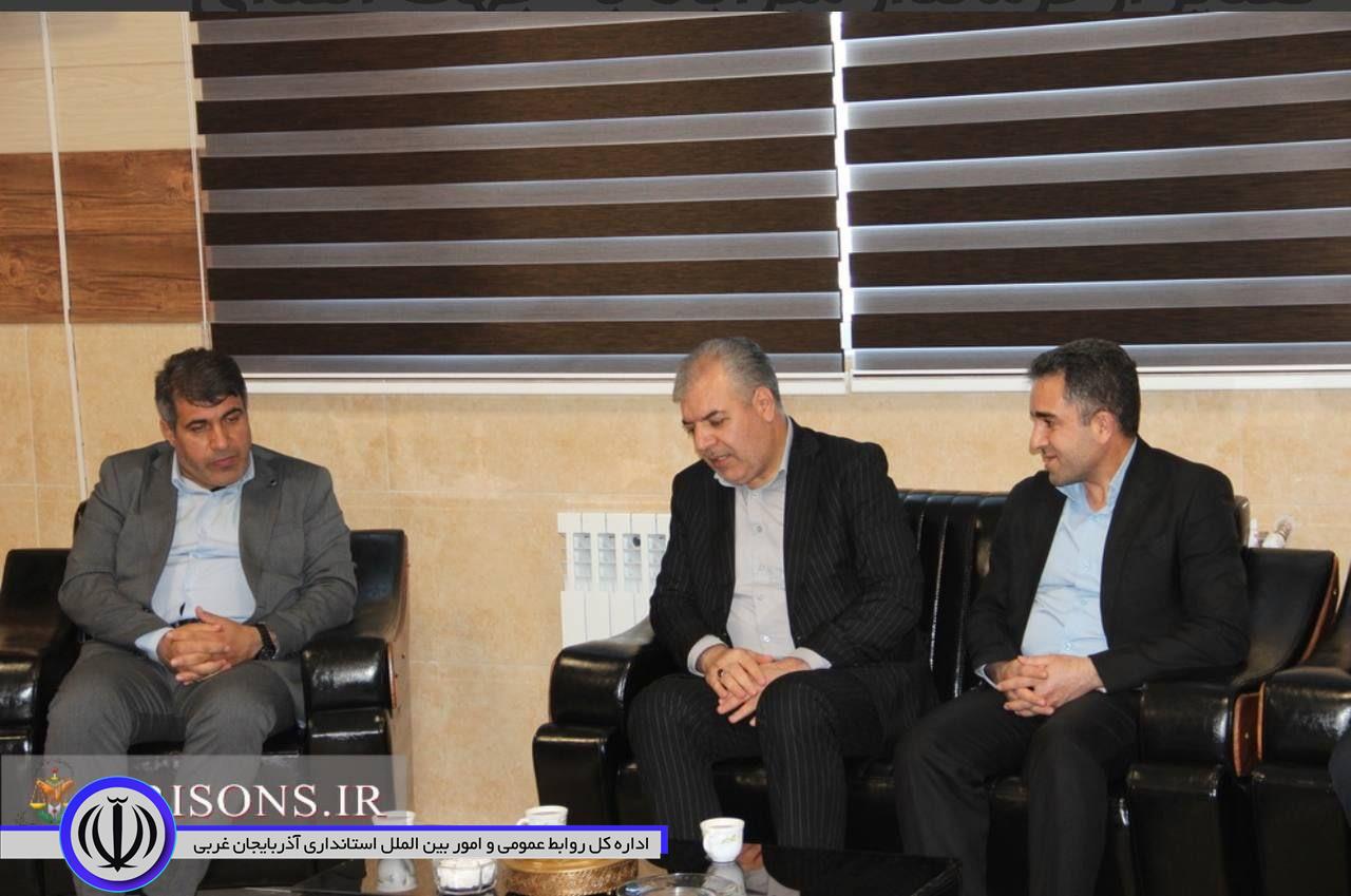 دیدار مدیرکل زندان ها و اقدامات تامینی و تربیتی استان آذربایجان غربی با فرماندار میرآباد