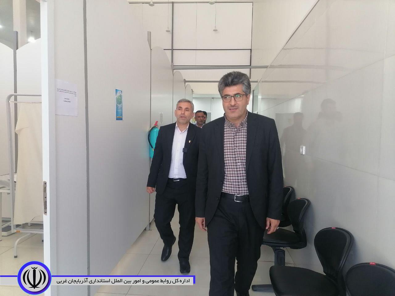 بازدید فرماندار شهرستان میرآباد از درمانگاه شبانه روزی سلامت شهر میرآباد