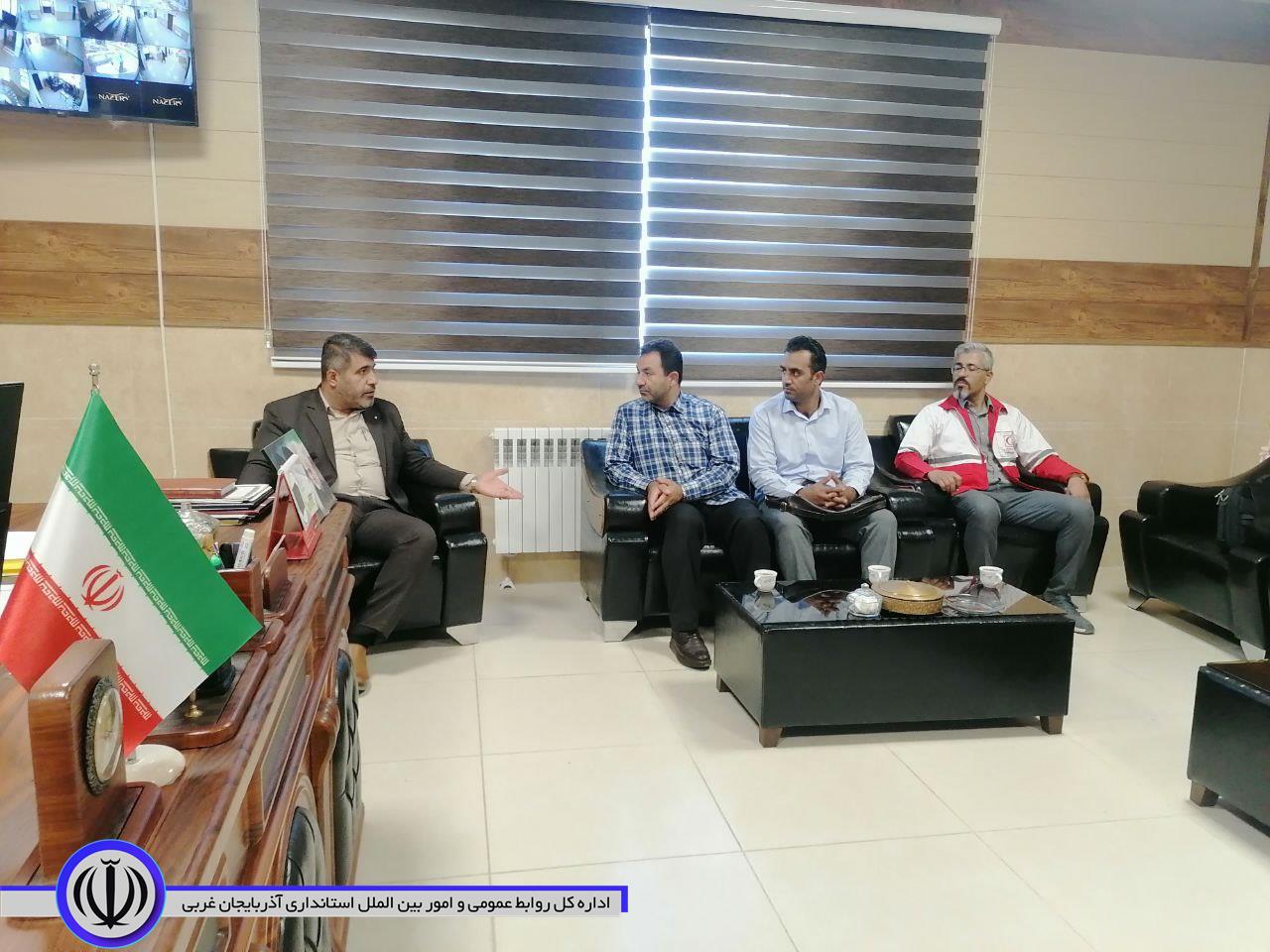 دیدار فرماندار میرآباد با مسئولین سازمان جمعیت هلال احمر استان و شهرستان