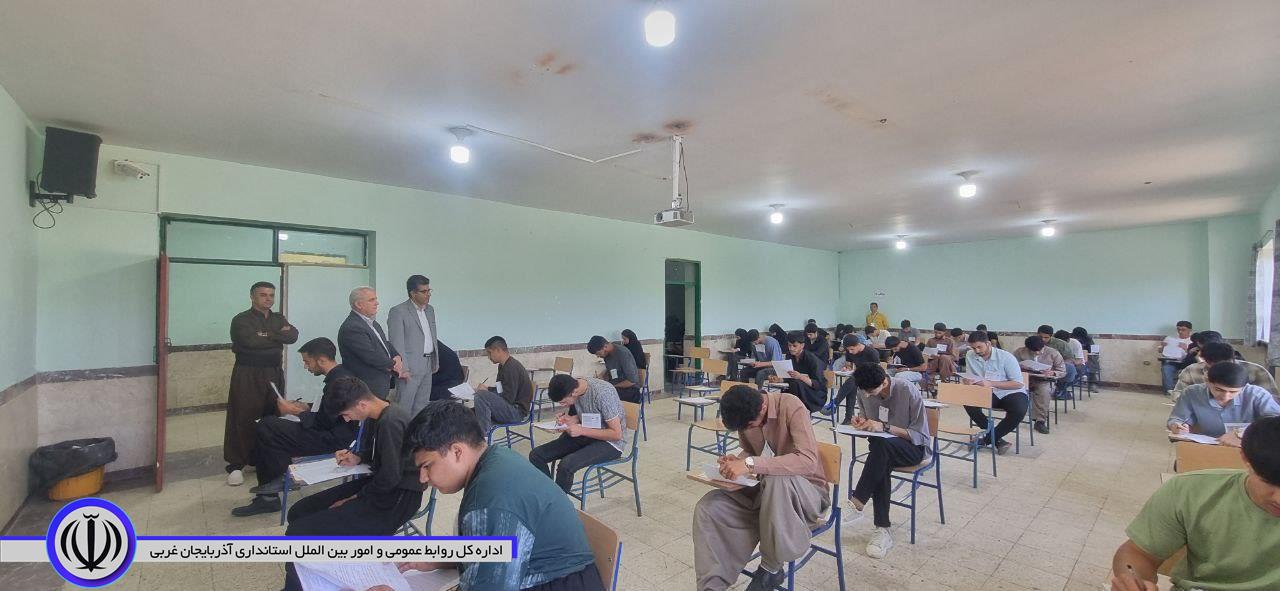 بازدید فرماندار میرآباد از محل برگزاری امتحانات نهایی شهرستان