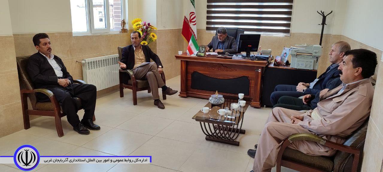جلسه هماهنگی و برنامه ریزی برگزاری نمایشگاه عرضه مستیم کالا در شهرستان میرآباد