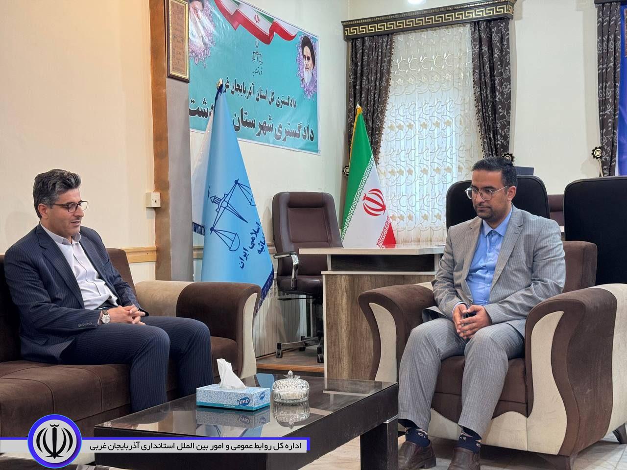 دیدار فرماندار شهرستان میرآباد با رئیس دادگستری و تبریک انتصاب ایشان