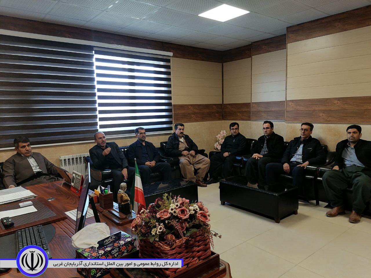 دیدار نوروزی شهردار، اعضای شورای اسلامی و کارکنان شهرداری میرآباد با فرماندار شهرستان
