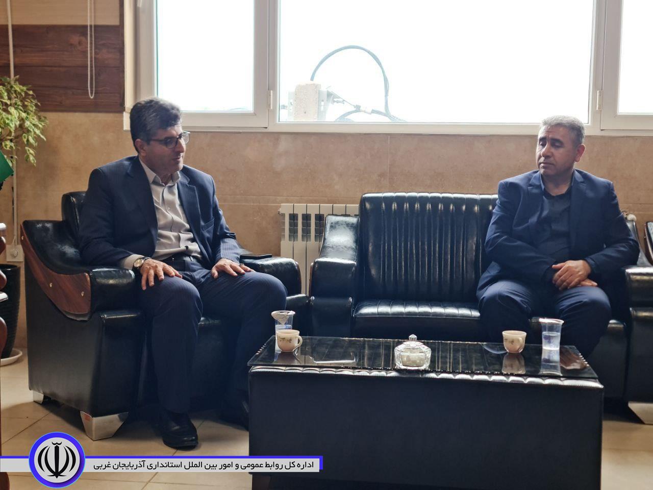 دیدار رؤسای برق شهرستان های میرآباد و سردشت با فرماندار میرآباد