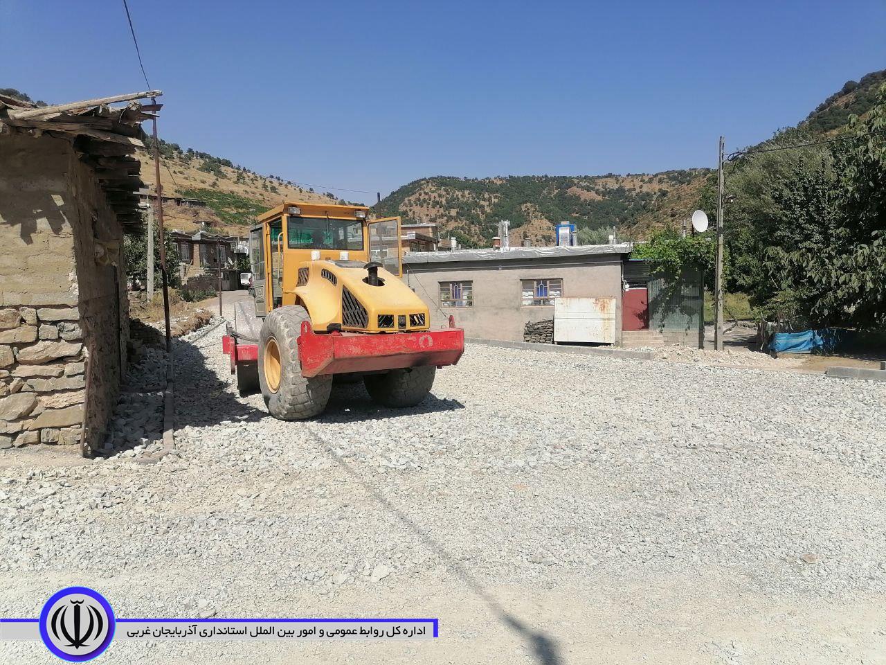 شروع عملیات زیر سازی و آسفالت معابر روستای آلوتان