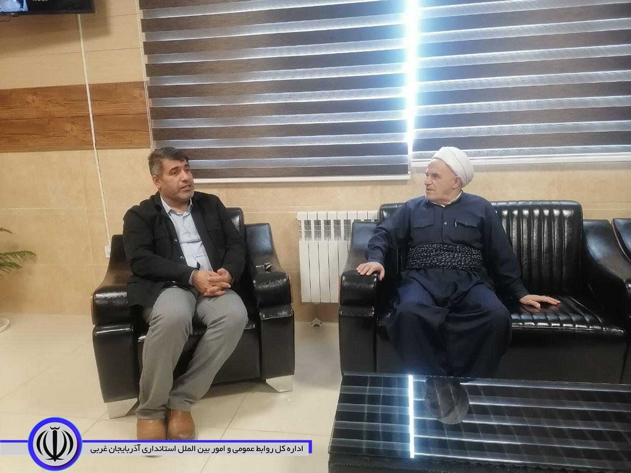 دیدار نوروزی امام جمعه و جمعی از روحانیون معزز شهرستان با فرماندار میرآباد