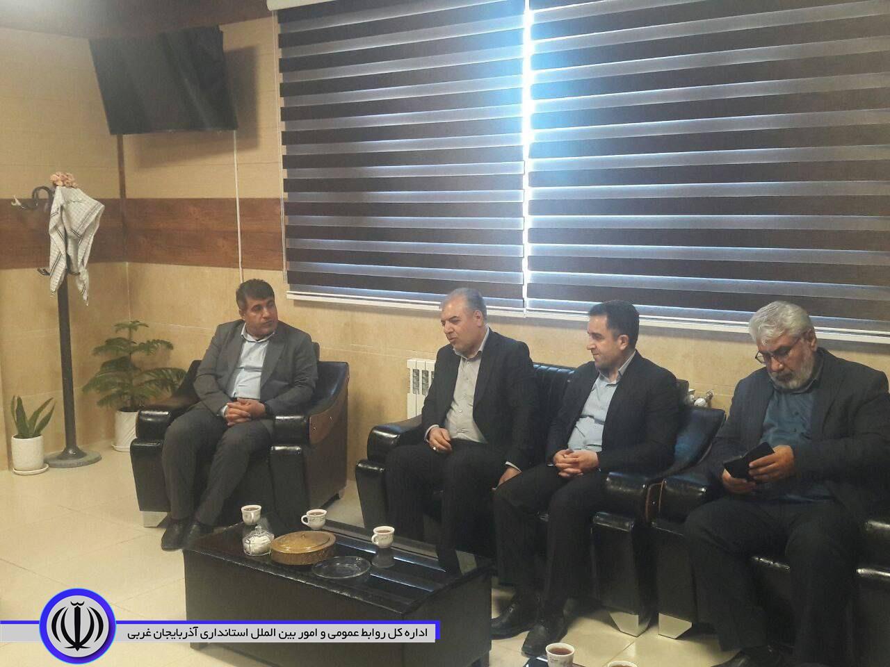 دیدار مدیرکل زندان ها و اقدامات تامینی و تربیتی استان آذربایجان غربی با فرماندار میرآباد