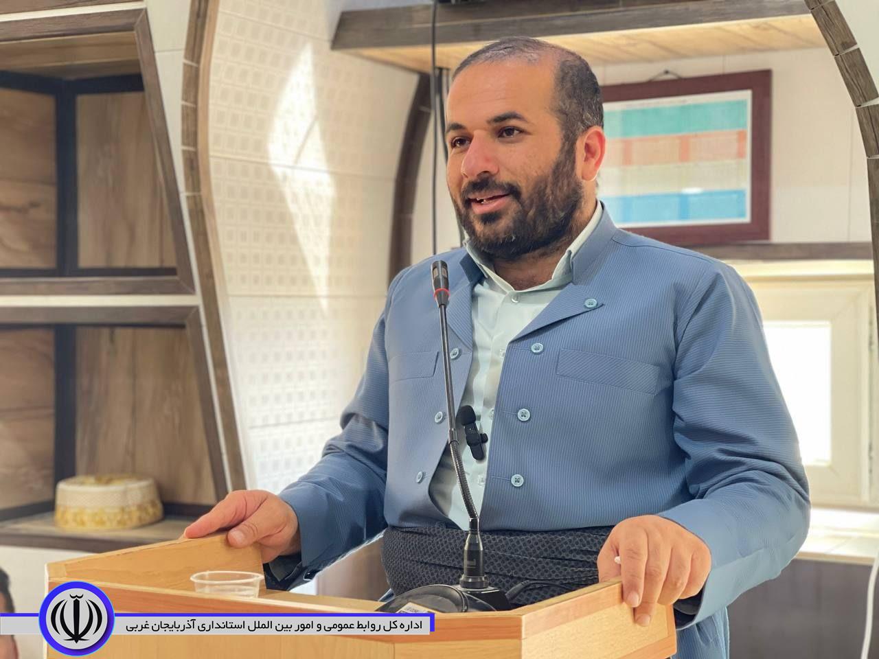 نشست نماینده مردم شهرستان در مجلس شورای اسلامی و فرماندار شهرستان میرآباد با امامان جماعت، معتمدین و اهالی روستاهای نیزه، قلعه تاسیان و روستاهای اطراف