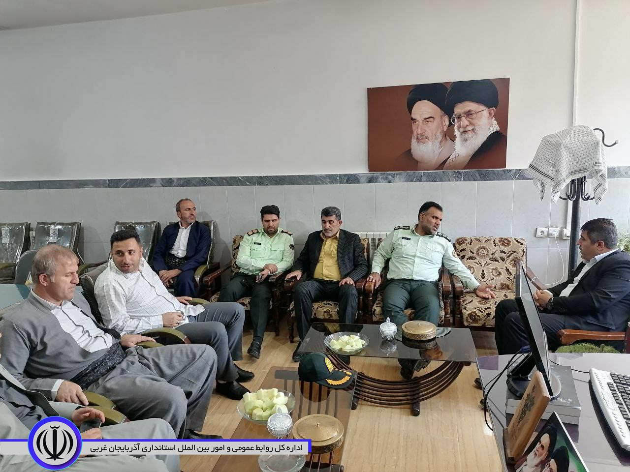 دیدار فرمانده نیروی انتظامی شهرستان سردشت با فرماندار میرآباد