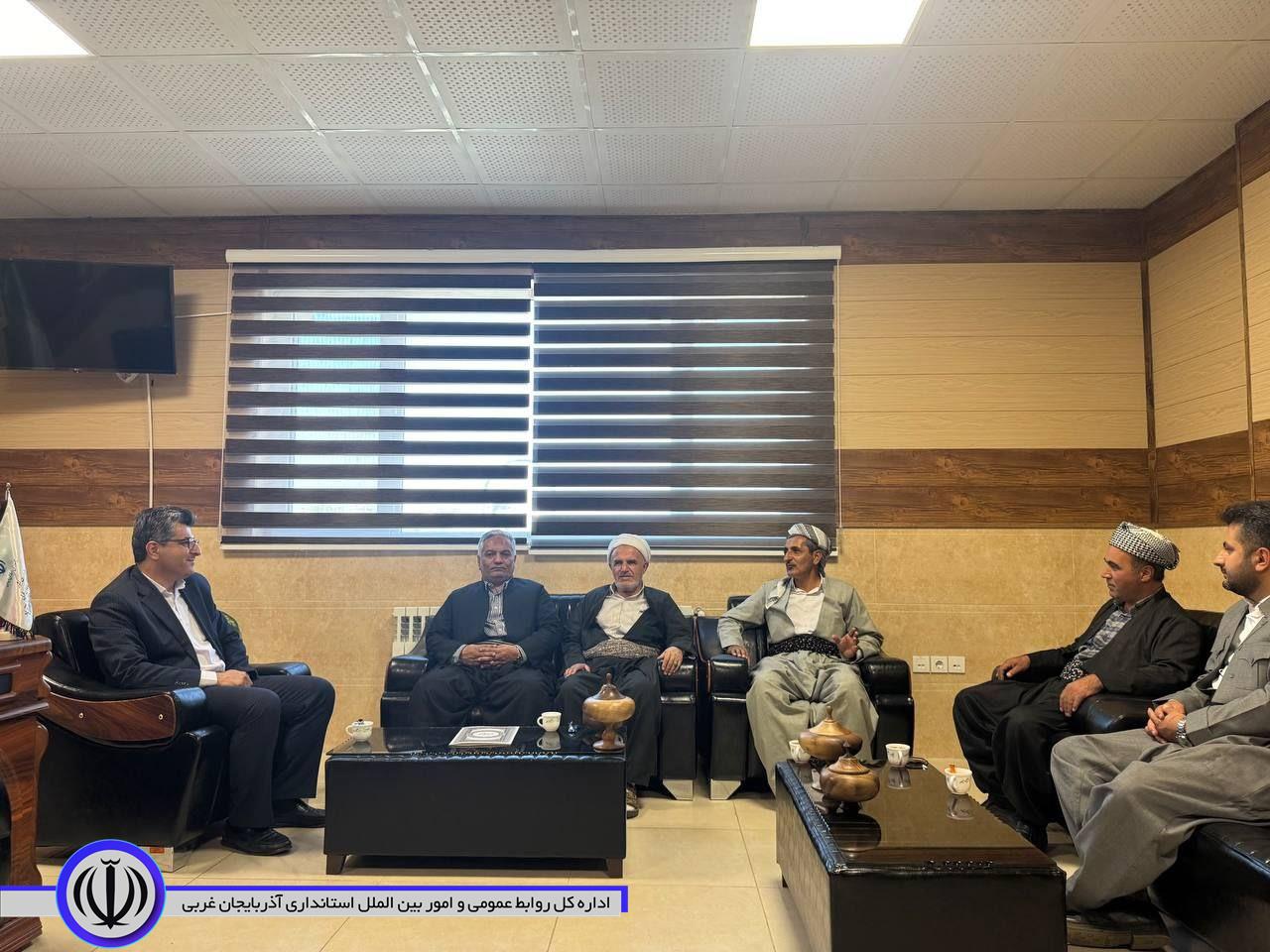 ایجاد و استقرار نمایندگی کمیته امداد امام (ره) در شهرستان میرآباد و انتصاب نیروی بومی