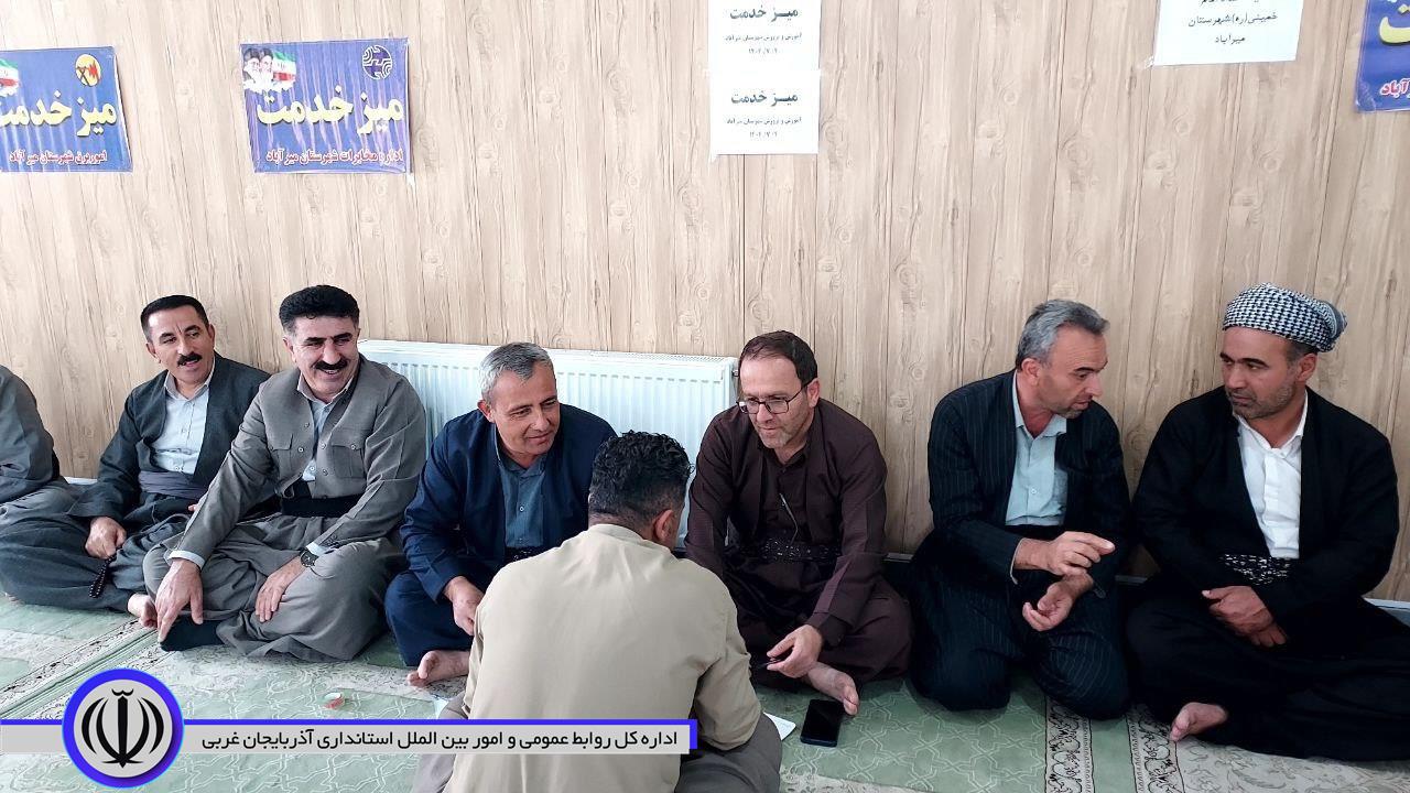 برپایی میز خدمت در نماز جمعه روستای "آلوتان" از توابع بخش مرکزی شهرستان میرآباد با حضور فرماندار میرآباد و جمعی از مسئولین شهرستان