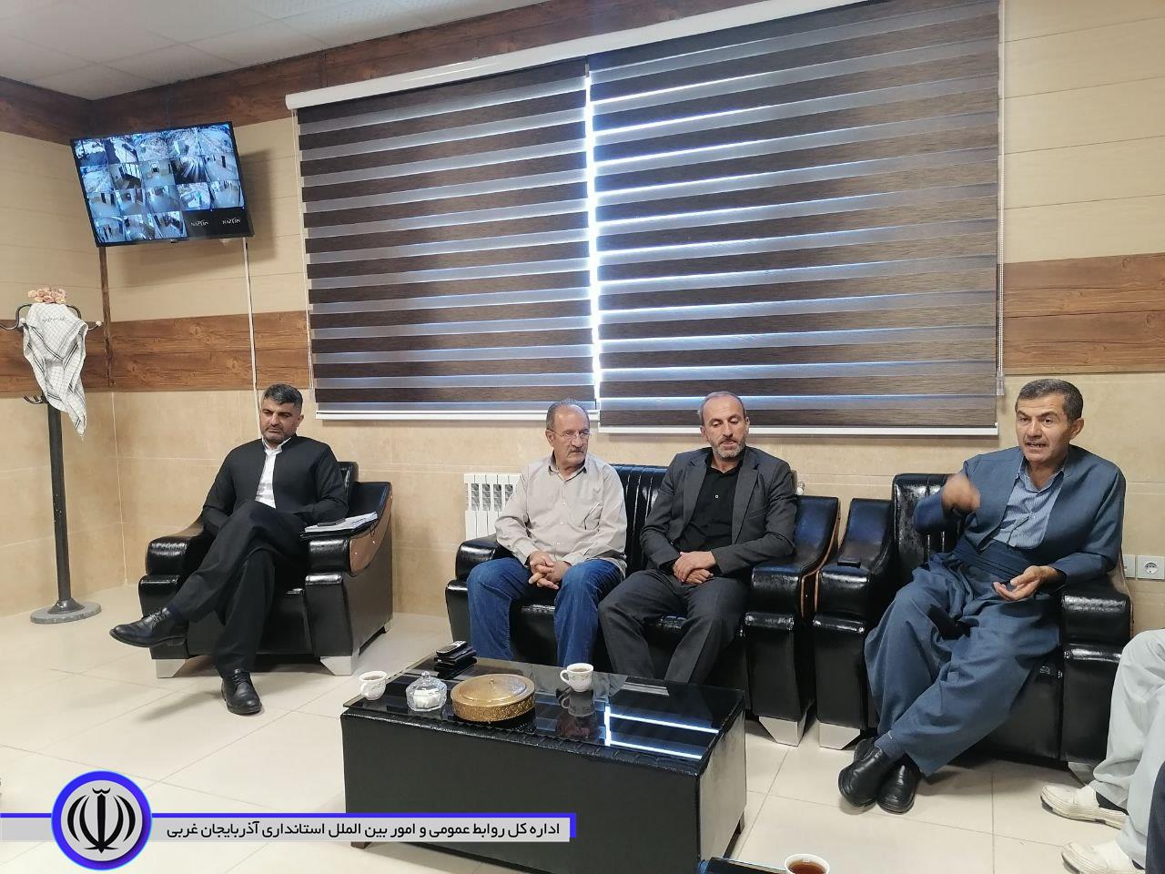 ساخت سالن چند منظوره ورزشی شهرستان میرآباد با موافقت و اهداء زمین از سوی خانواده مرحوم "حاج خضر خضر نژاد" کلید خورد