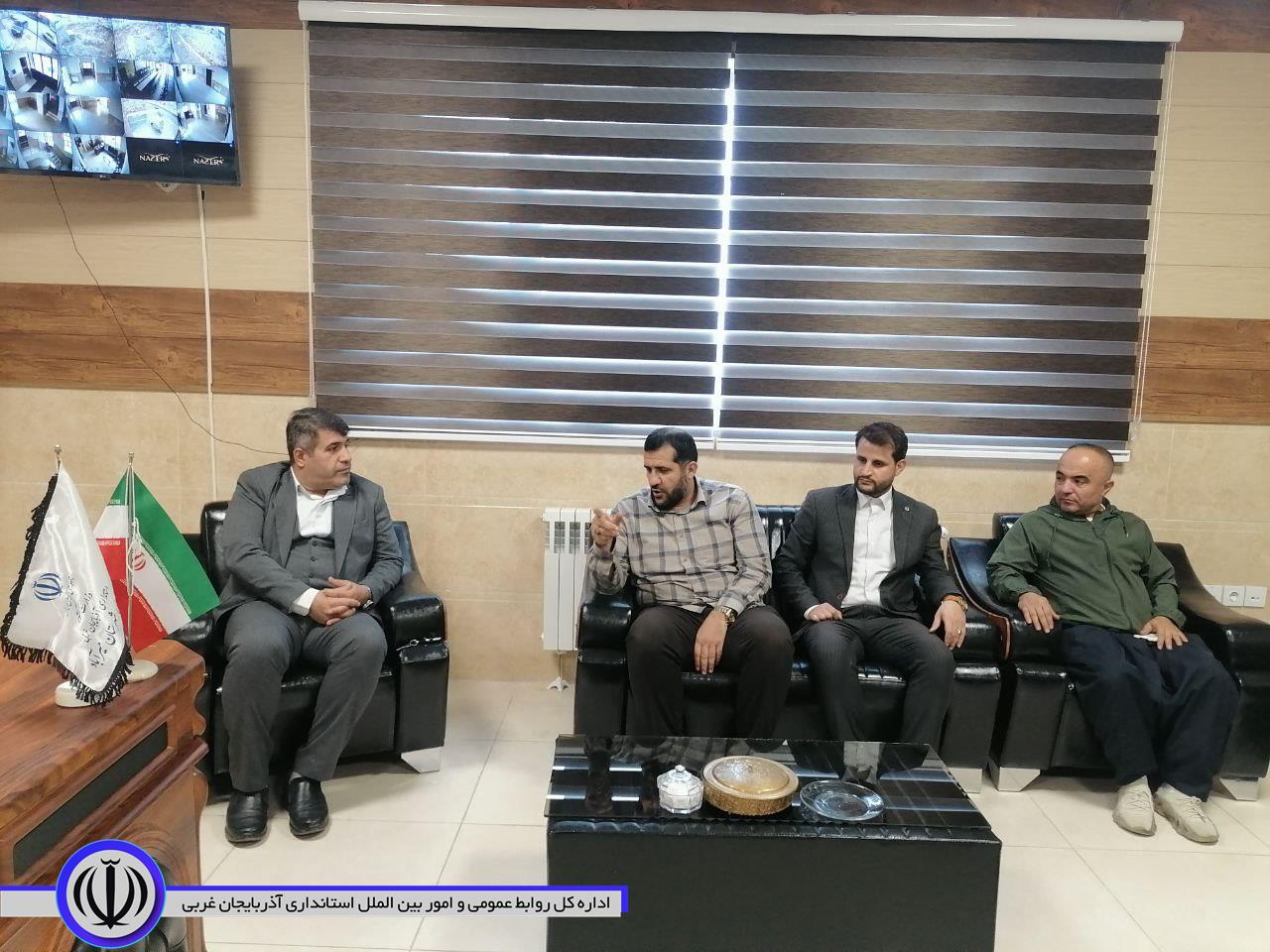 دیدار صمیمانه جانشین فرمانده لشکر 25 کربلای سپاه مازندران با فرماندار میرآباد