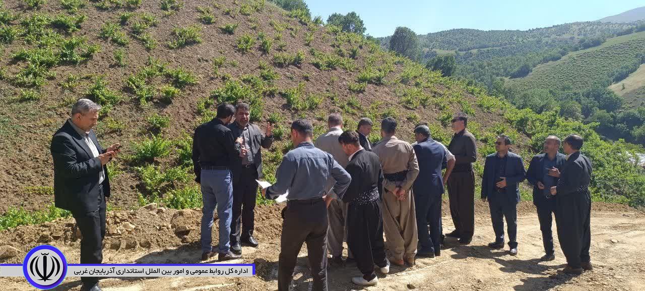 بازدید میدانی فرماندار میرآباد از روستای " توژل " و رسیدگی به مسایل و مشکلات آن