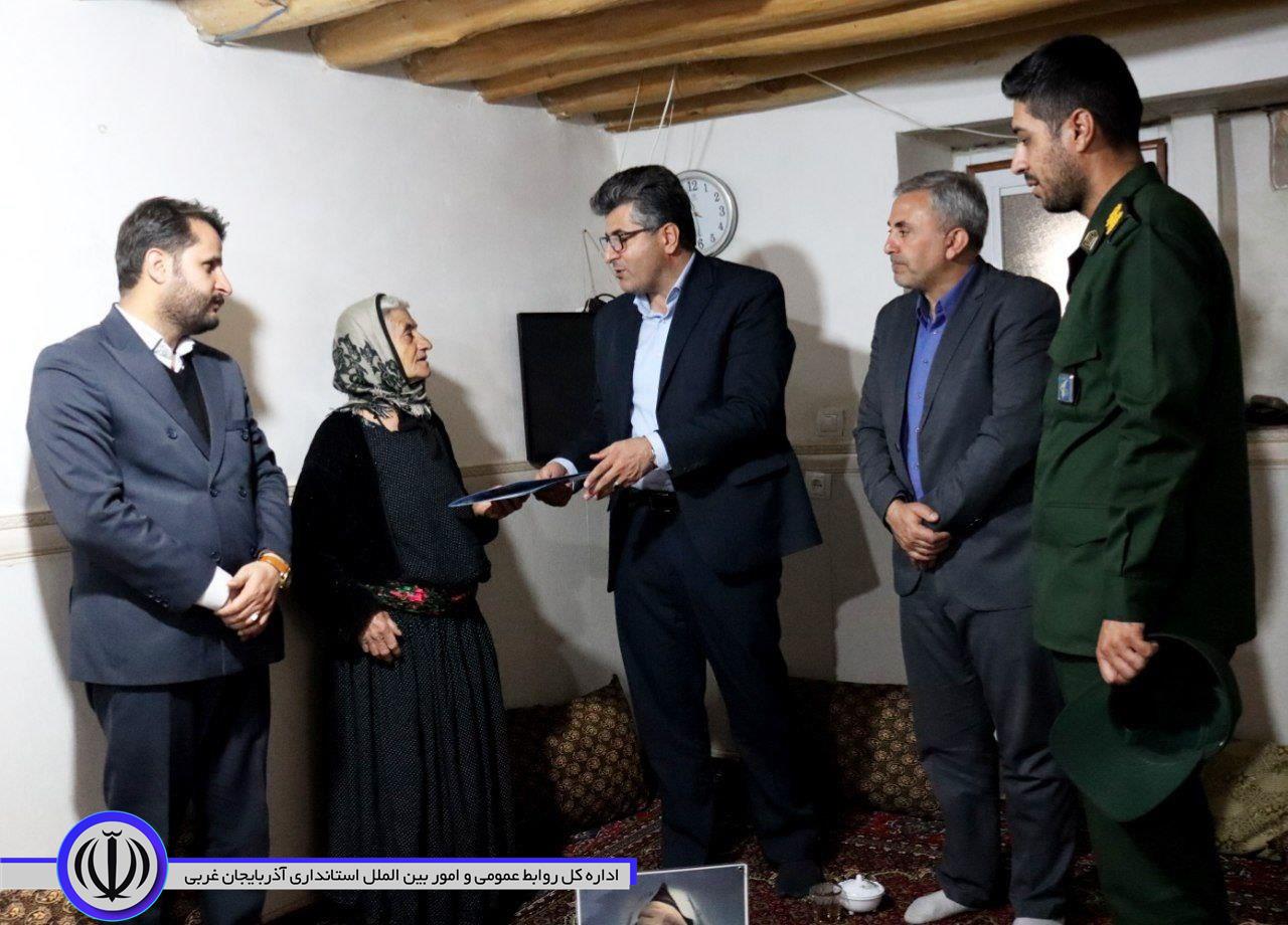 به مناسبت گرامیداشت هفته زن و مقام شامخ مادر در شهرستان میرآباد انجام شد.