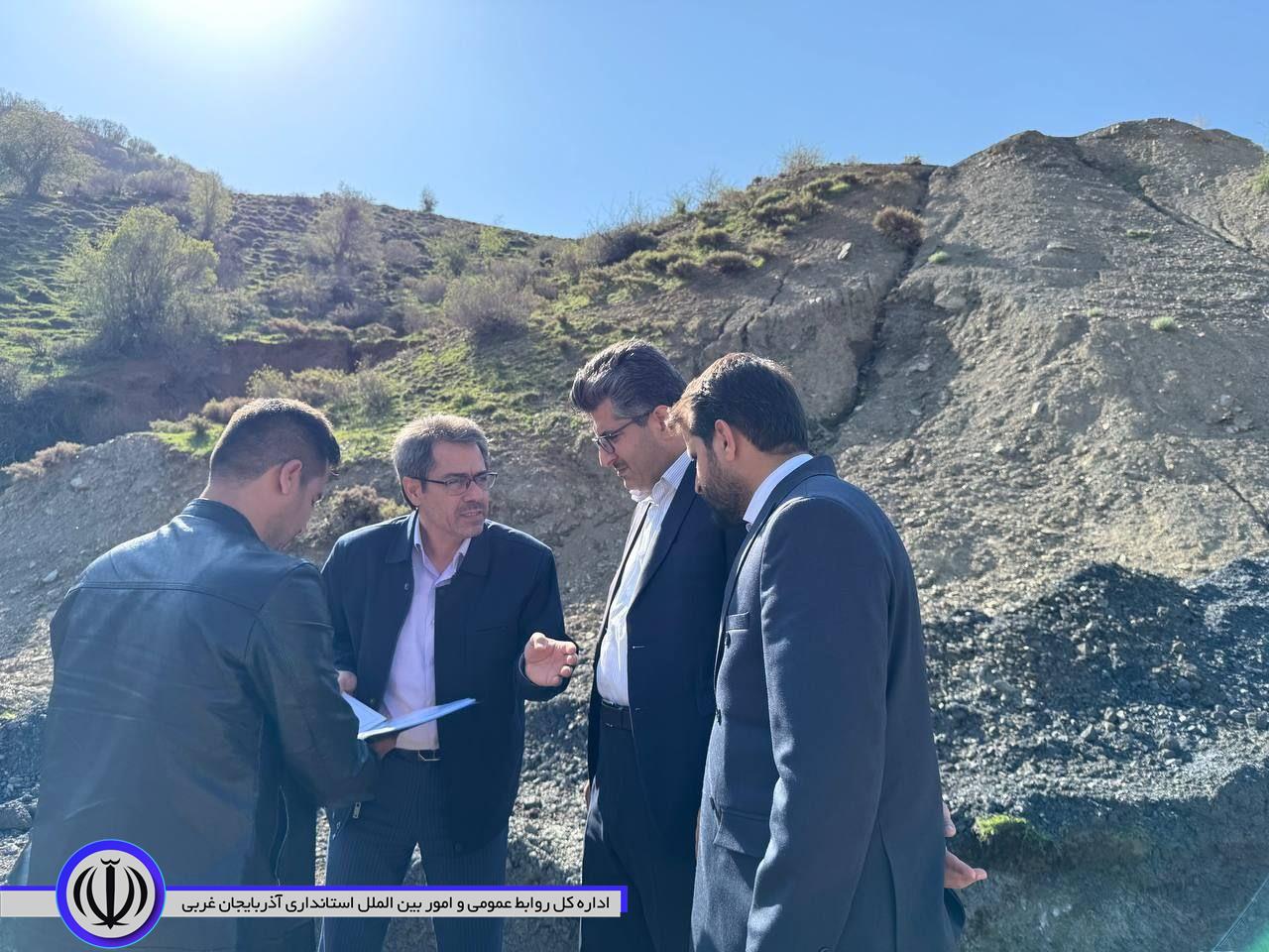 بازدید فرماندار میرآباد از روند اجرای عملیلات گازرسانی به روستاهای محور چکو، بیلوکه، سپیکان و شیوه مردان