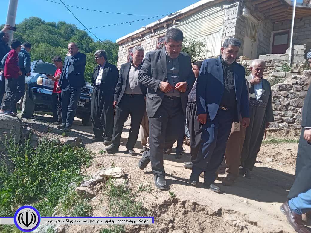دیدار چهره به چهره و بازدید میدانی فرماندار میرآباد از روستای "زیوه ملکاری"