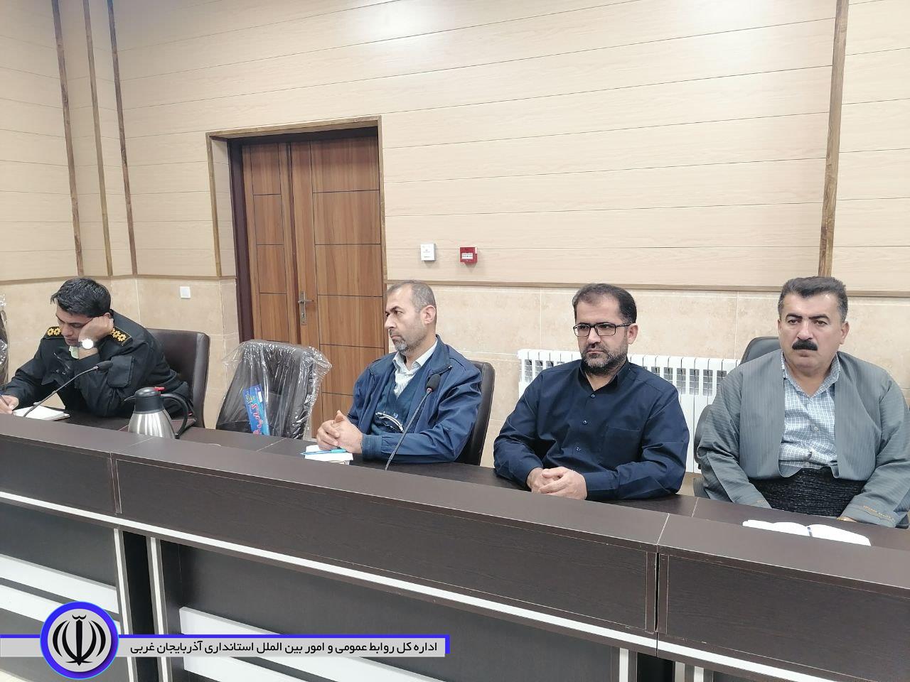 برگزاری جلسه پیشگیری از رفتارها و اقدامات خود آسیب رسان در شهرستان میرآباد