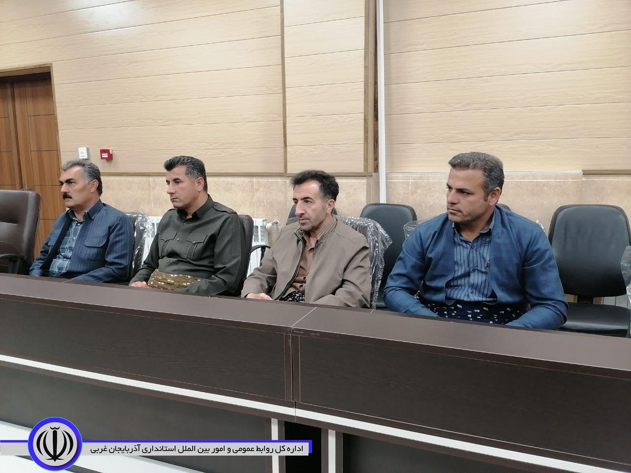 برگزاری جلسه هماهنگی و برنامه ریزی کمک به بازسازی عتبات عالیات در شهرستان میرآباد