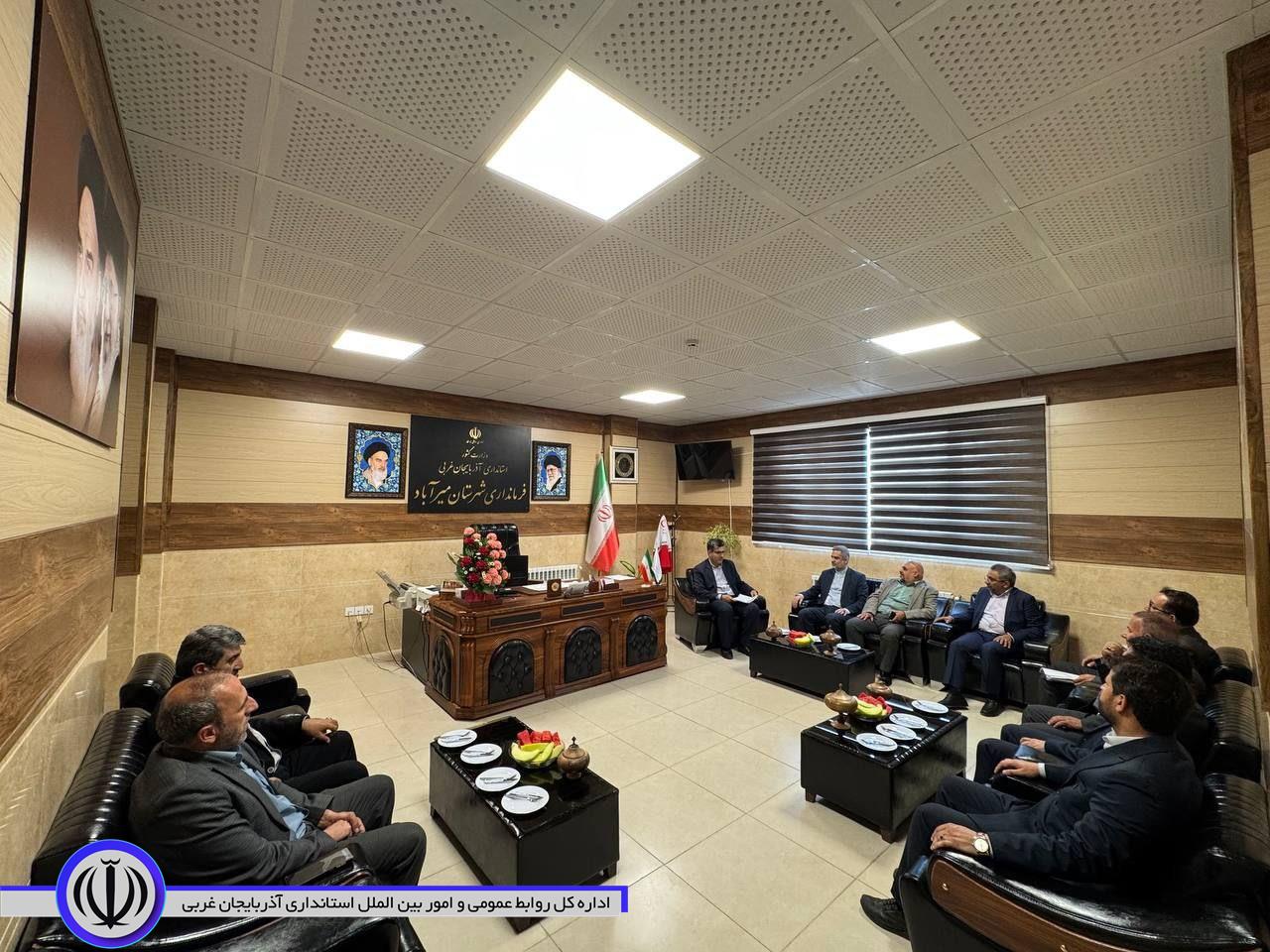 سفر رسمی مشاور رئیس سازمان امور استخدامی کشور به شهرستان و دیدار با فرماندار میرآباد