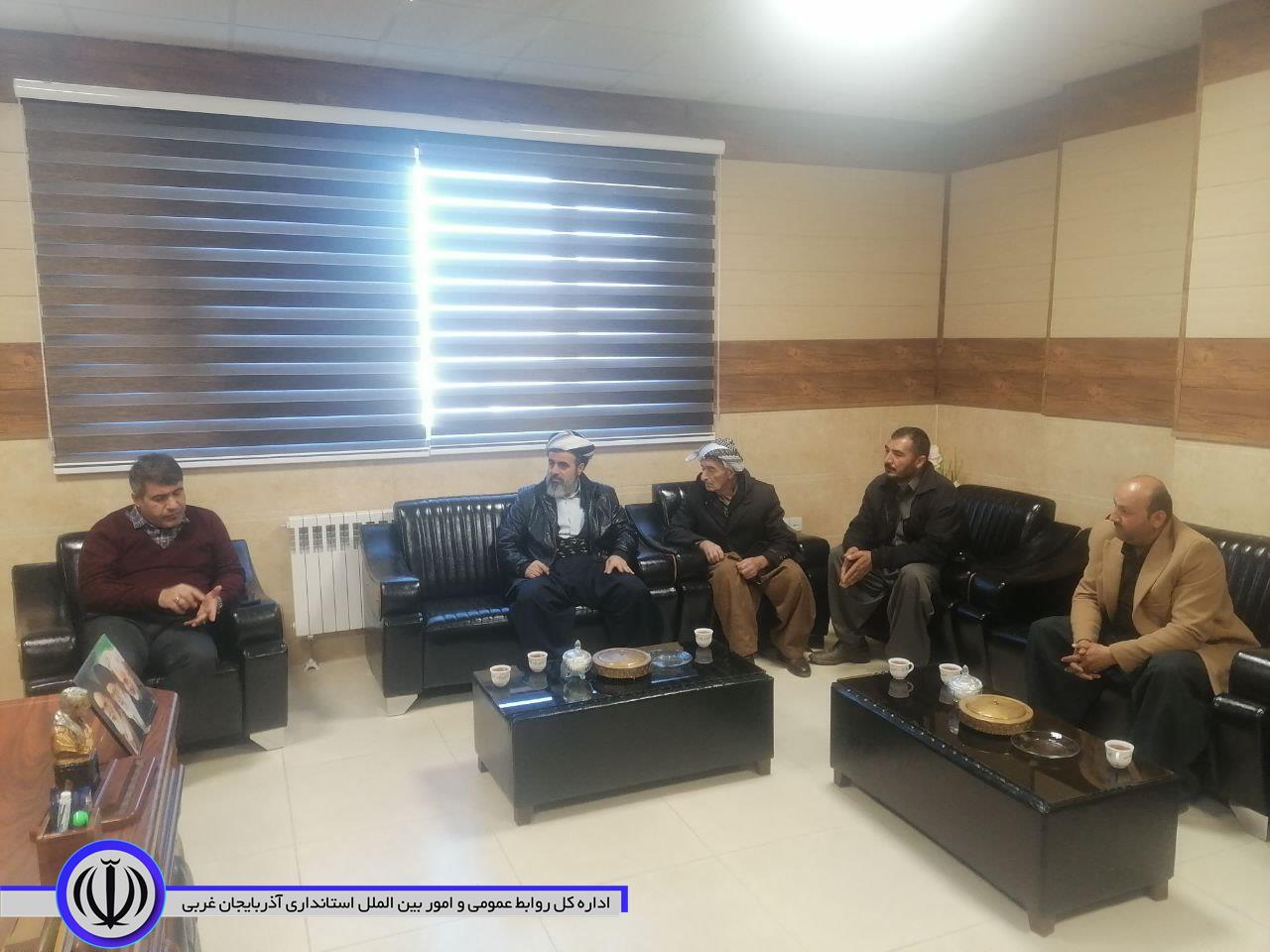 ا پیگیری فرماندار میرآباد روستای زیوه نعلین از آب آشامیدنی سالم برخوردار میگردد