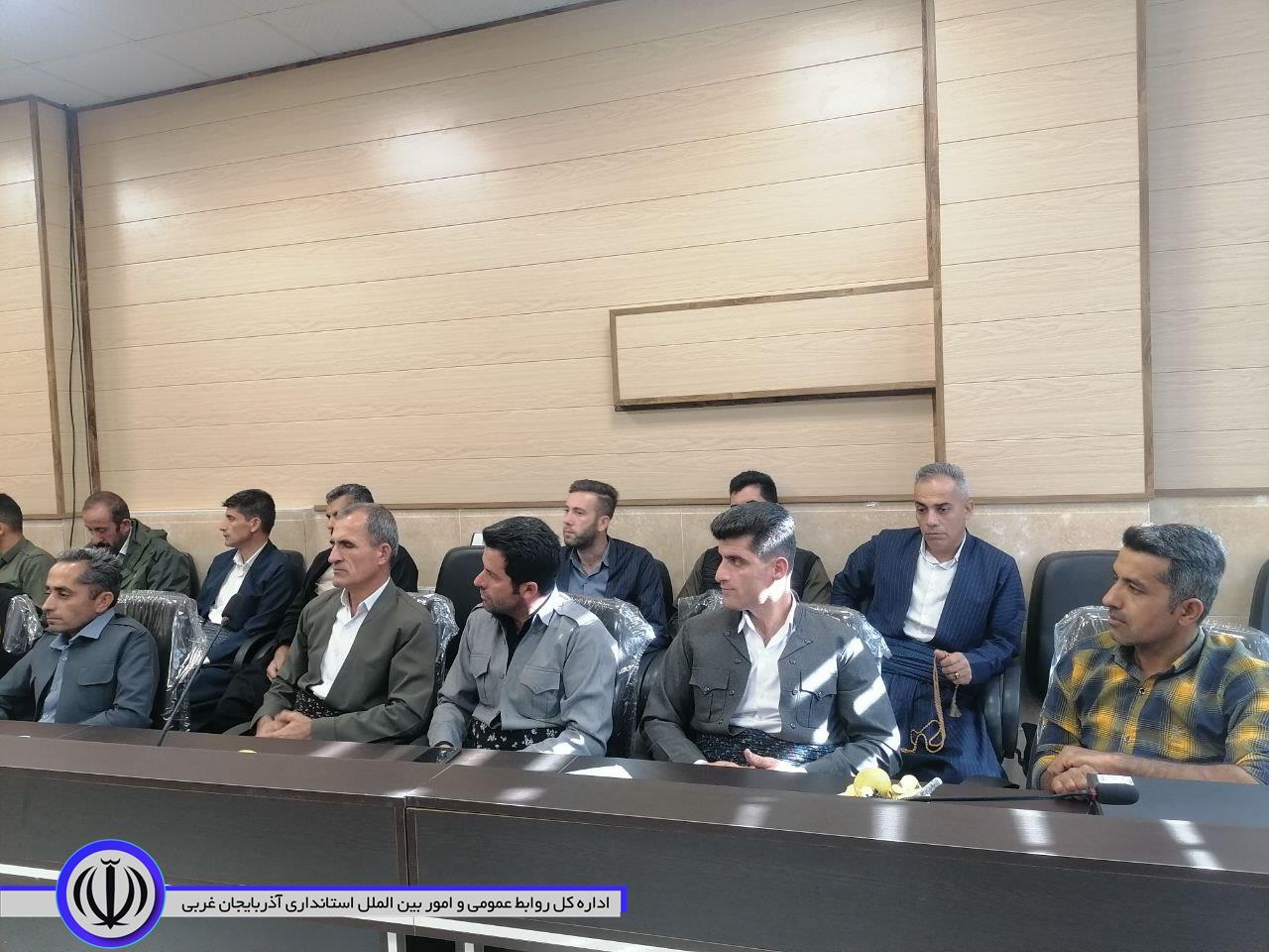 برگزرای نشست مشورتی و تبیینی با دهیاران سطح شهرستان میرآباد