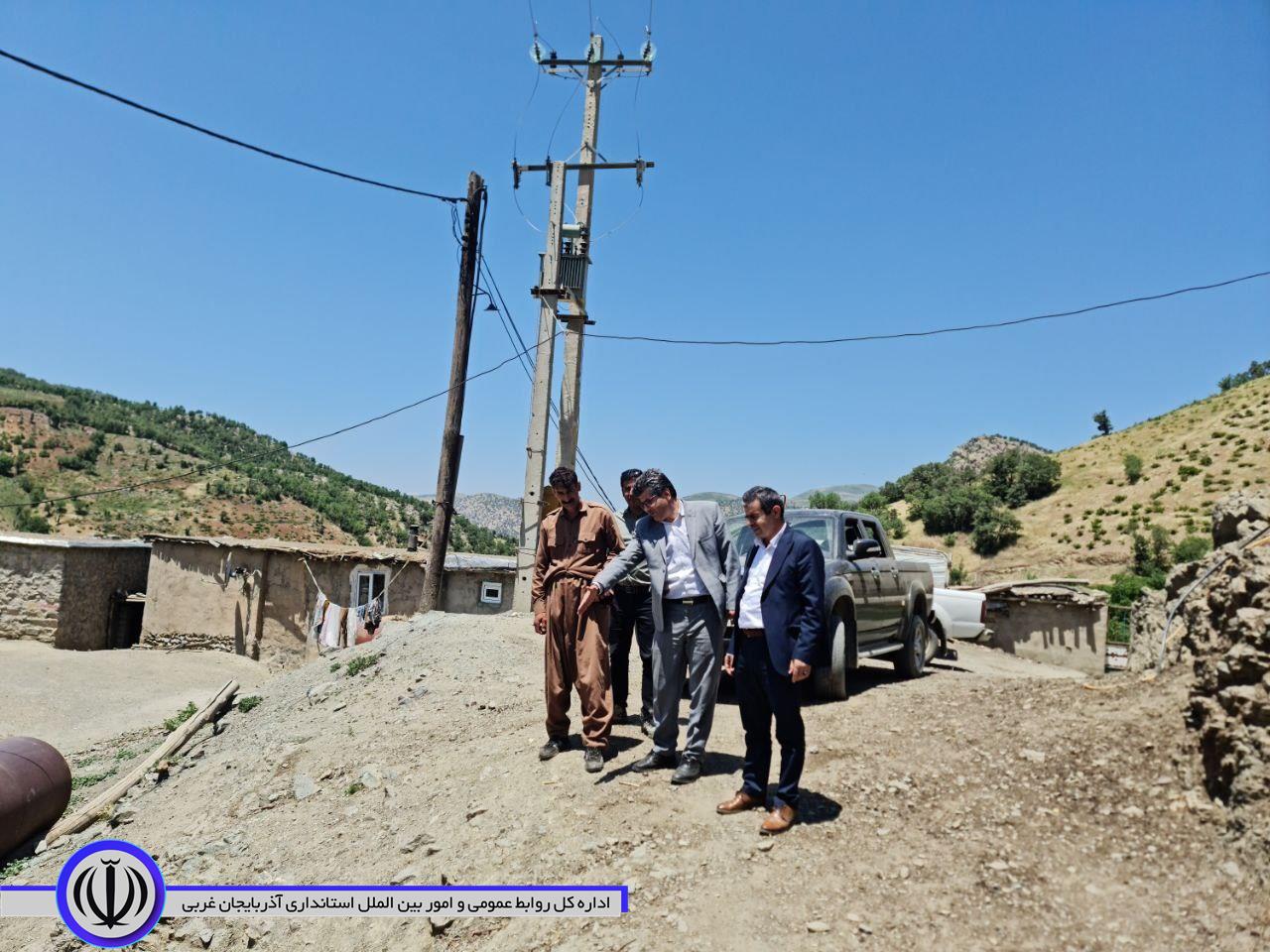 بازدید فرماندار میرآباد از روستای "بوبانه"