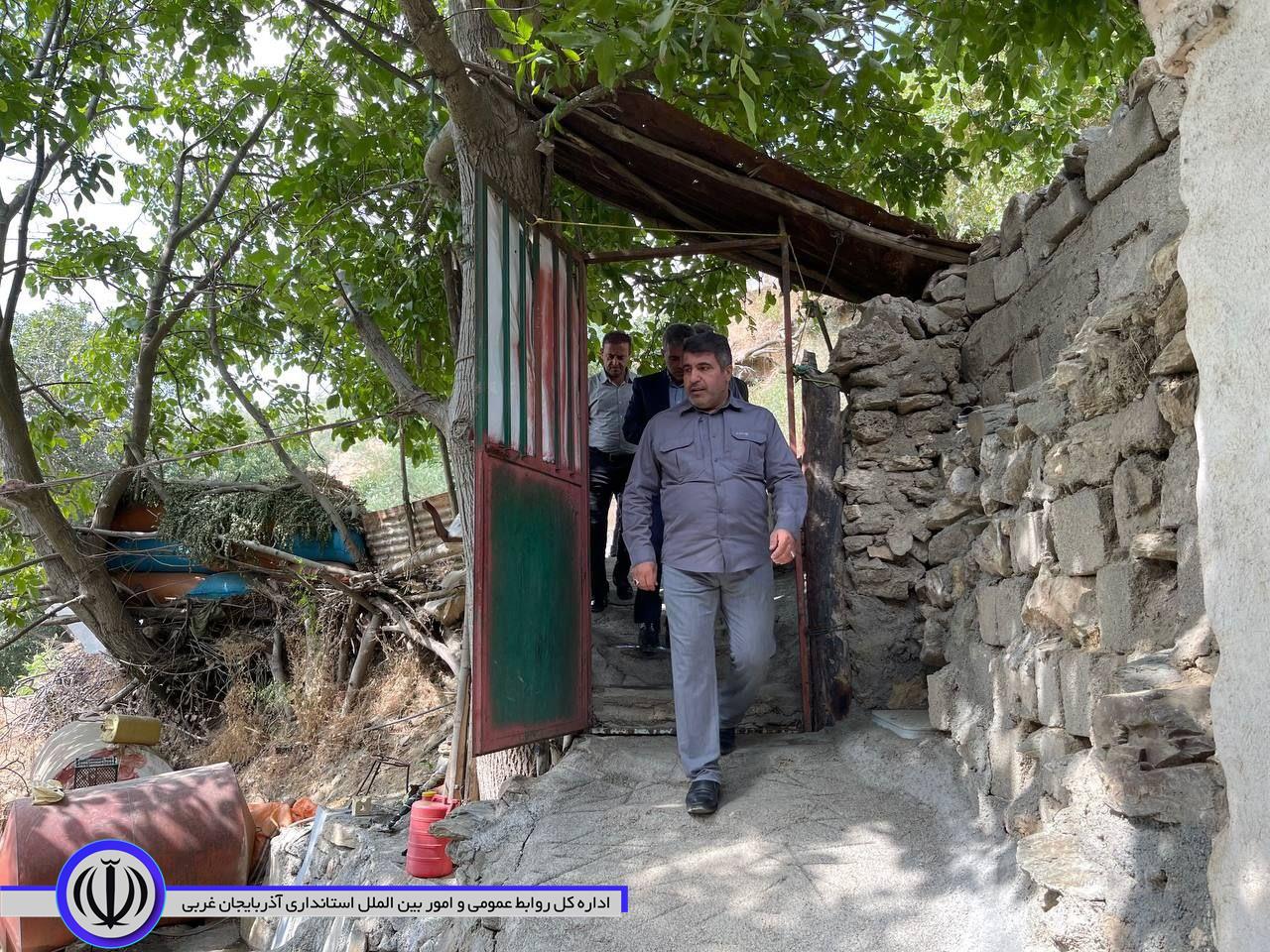 دیدار و سرکشی از خانواده های شهید روستای داود آباد