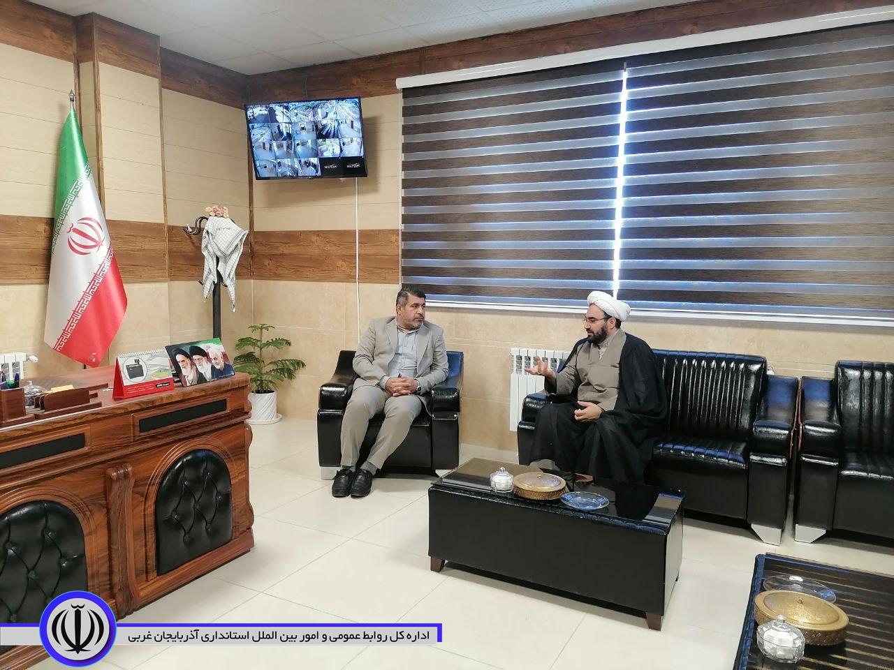 دیدار مشاور و دستیار استاندار آذربایجان غربی در امر مردمی سازی با فرماندار شهرستان میرآباد