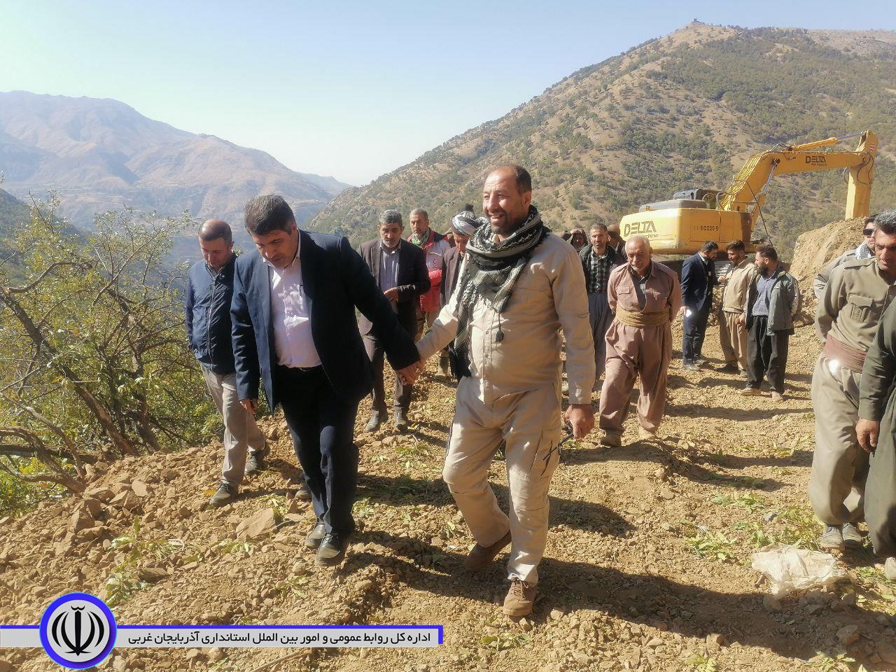 تداوم عملیات احداث واریانت و مسیر ارتباطی جدید روستای "دولتو نعلین"