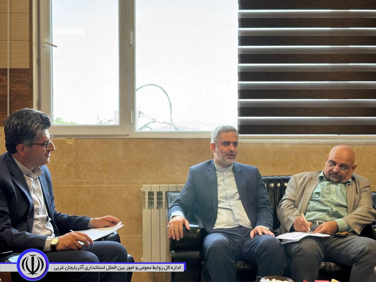 سفر رسمی مشاور رئیس سازمان امور استخدامی کشور به شهرستان و دیدار با فرماندار میرآباد