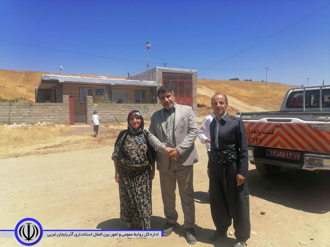 حضور فرماندار میرآباد در روستای دیوالان و شنیدن بی واسطه مطالبات و درخواست های اهالی شریف روست