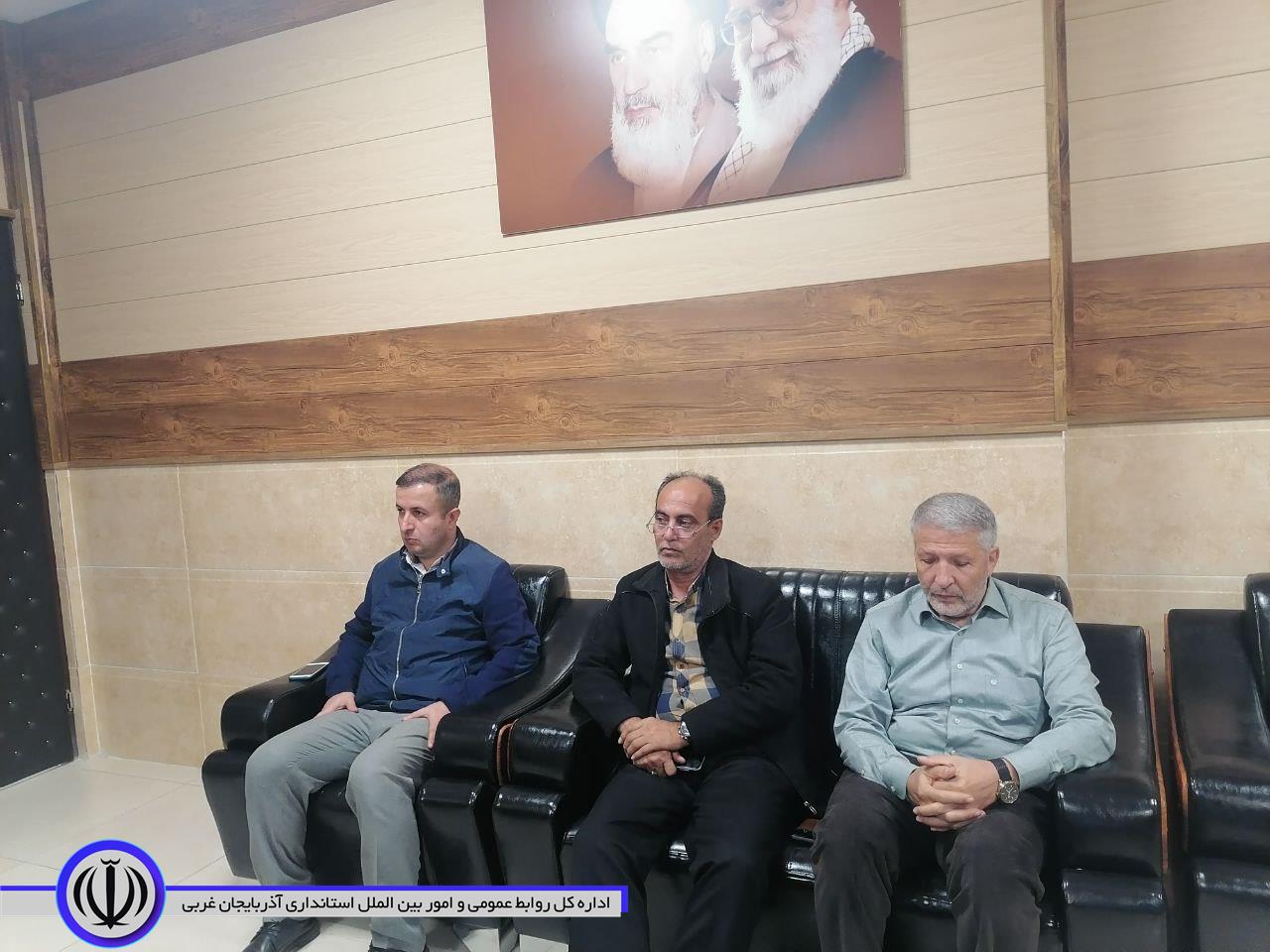دیدارمعاون و کارشناسان دفتر روستایی و امور شوراهای استان آذربایجان غربی با فرماندار میرآباد