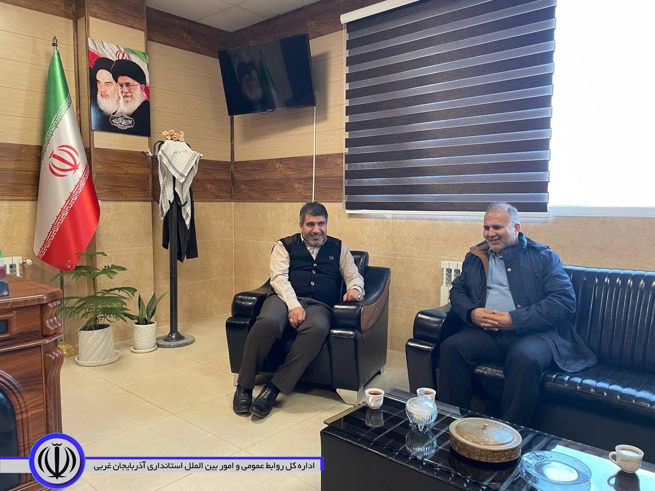 دیدار معاون فناوری مدیرکل ثبت واحوال استان آذربایجان غربی با فرماندار میرآباد