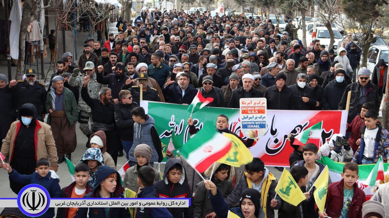 حماسه حضور ملت در مراسم باشکوه راهپیمایی 22 بهمن با رنگ و بوی وفاق، همدلی و اتحاد در شهرستان میرآباد